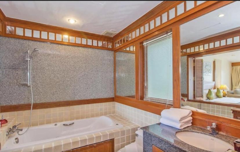 Goodwill Beach House Patong Екстериор снимка
